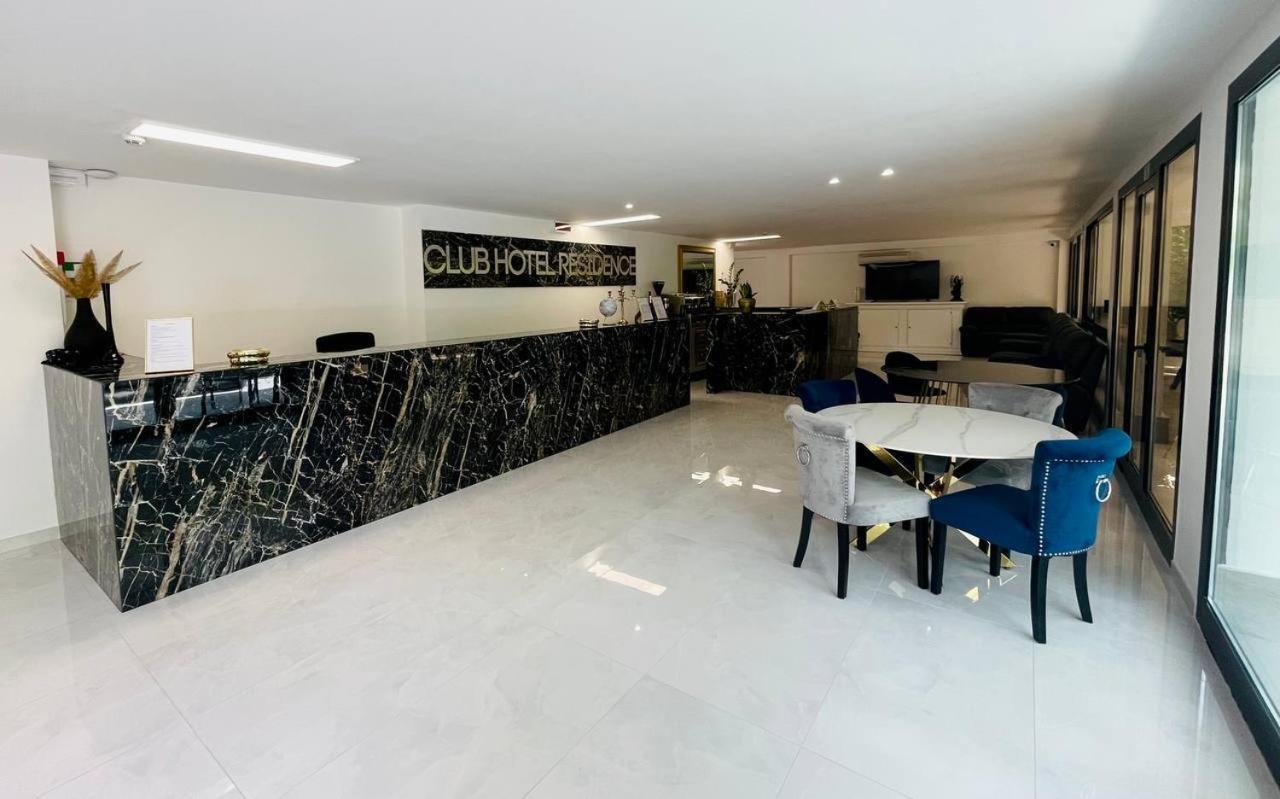 Clubhotel Residence Чезенатіко Екстер'єр фото
